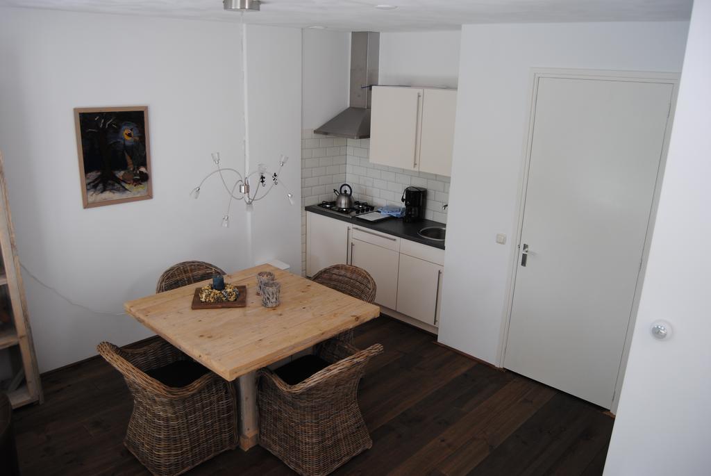 Appartementen Verhuur De Trijehoek Stiens エクステリア 写真
